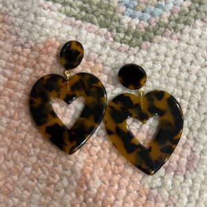 Tortoise shell heart earrings
